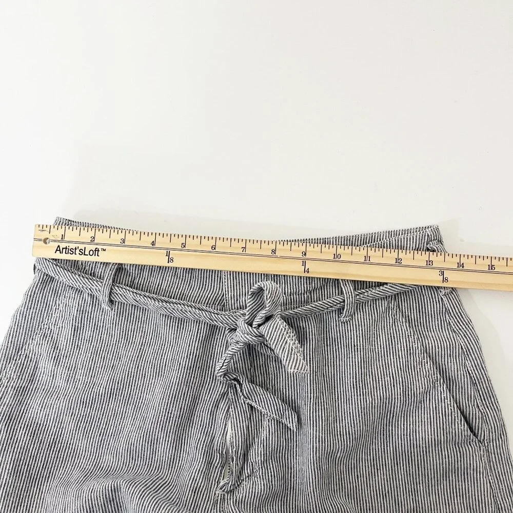 Abercrombie‎ & Fitch Navy Blue & White Striped Linen Shorts Belt Size Small
